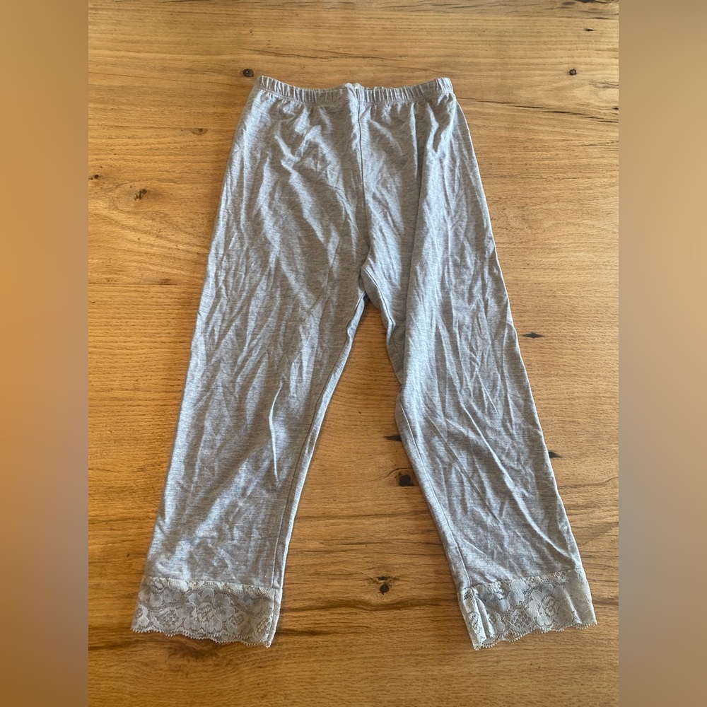 Cozy Gray lace hem Pajama‎ Pants Women’s medium Preloved